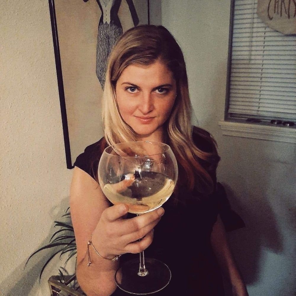 Meet your Posher, Casey